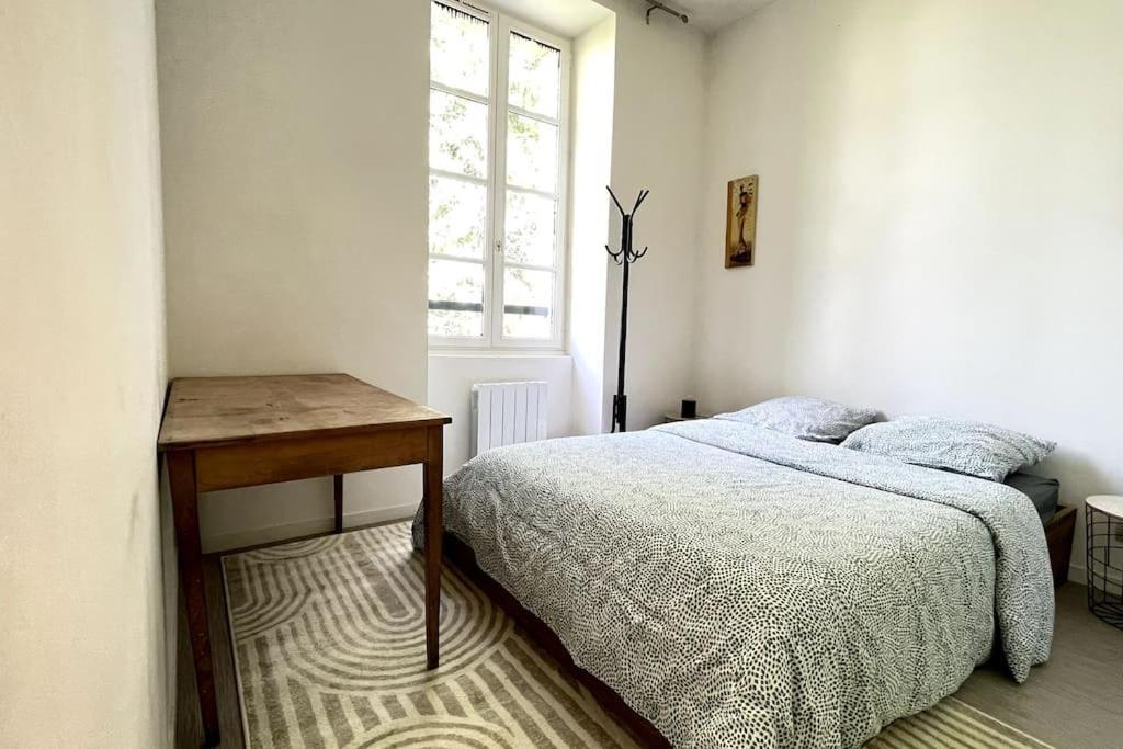 Le Manoir Mermoz : Appartement T2 Tout Equipe Rennes Bagian luar foto